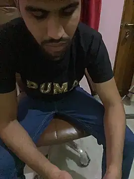 hotyyyyjonny online show from 15, 5, 2026