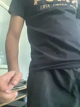 hotyyyyjonny online show from 14, 5, 2026