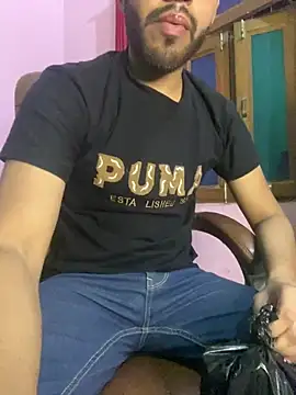 Snapshot of hotyyyyjonny chatting on 14, 6, 2026 hotyyyyjonny online show from 14, 6, 2026