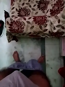 Snapshot of hotyyyyjonny chatting on 12, 11, 2025 hotyyyyjonny online show from 12, 11, 2025