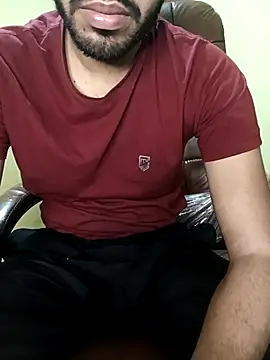 hotyyyyjonny online show from 2, 4, 2026