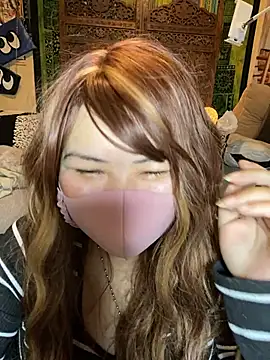 Snapshot of oxLILxMELOxo chatting on 28, 11, 2025 oxLILxMELOxo online show from 28, 11, 2025