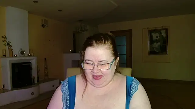Snapshot of Natali-Gucci chatting on 5, 5, 2026 Natali-Gucci online show from 5, 5, 2026