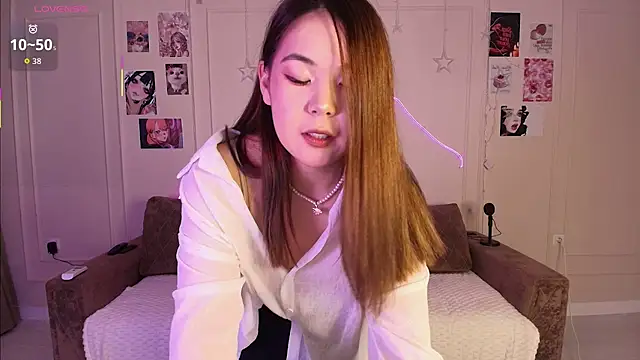 yummy yuna online show from 23, 11, 2025