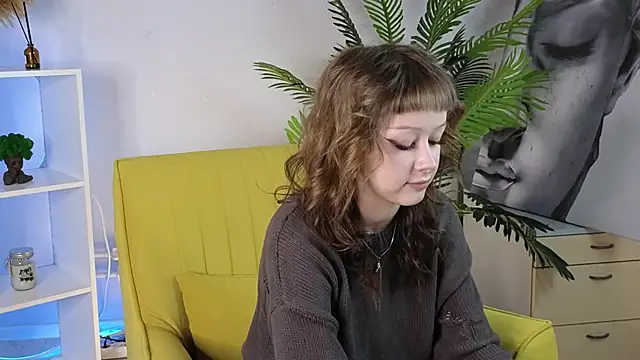 Snapshot of CarenChappan chatting on 16, 11, 2025 CarenChappan online show from 16, 11, 2025