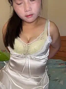 Nuomi6 online show from 21, 11, 2025