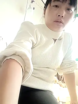 Nuomi6 online show from 20, 11, 2025