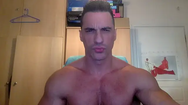 bubblemaleass35 online show from 20, 11, 2025