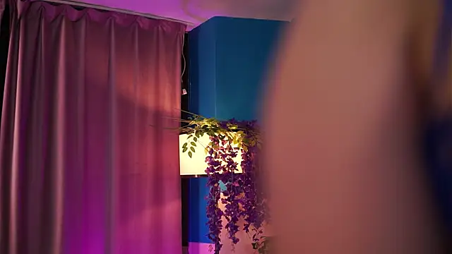 ElyssawetXX online show from 27, 5, 2026