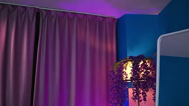 ElyssawetXX online show from 6, 4, 2026