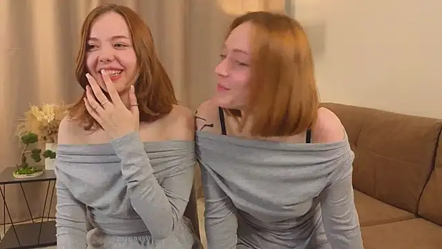 LucreciaAsters online show from 19, 11, 2025