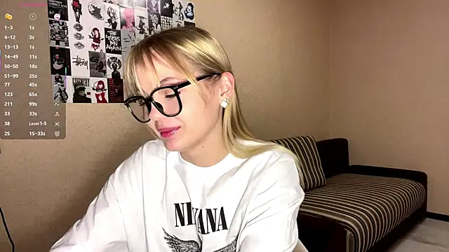 JestineParslow online show from 2, 12, 2025