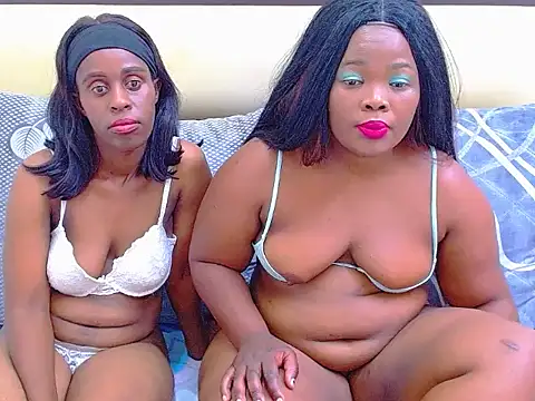 AMOURxxx online show from 13, 11, 2025