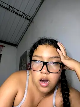 PetiteKattia online show from 7, 1, 2026