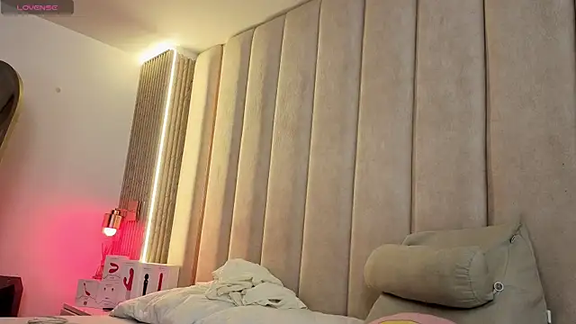 Iamnyxy online show from 4, 5, 2026