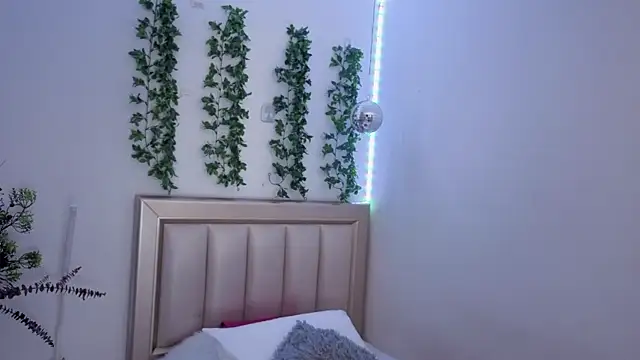 Iamnyxy online show from 12, 1, 2026