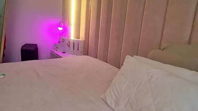 Iamnyxy online show from 8, 5, 2026