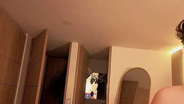 Iamnyxy online show from 7, 2, 2026