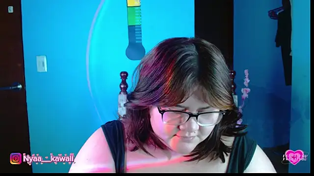 Snapshot of Nyaa_kawaii chatting on 19, 12, 2025 Nyaa kawaii online show from 19, 12, 2025