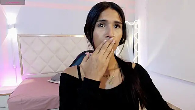 Snapshot of Ariannaa_tay chatting on 24, 11, 2025 Ariannaa tay online show from 24, 11, 2025