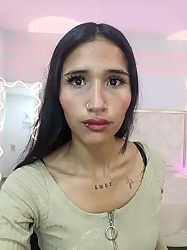 Snapshot of Ariannaa_tay chatting on 19, 11, 2025 Ariannaa tay online show from 19, 11, 2025