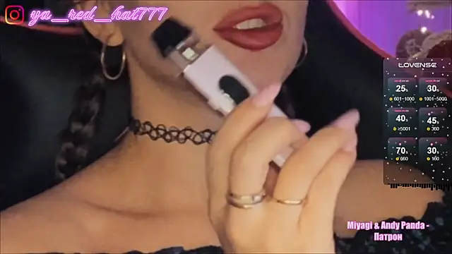 -RED HAT- online show from 23, 11, 2025