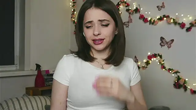 yoyogirlx online show from 20, 3, 2026