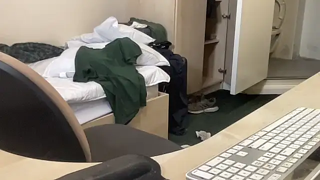 Snapshot of coach-karl chatting on 1, 4, 2026 coach-karl online show from 1, 4, 2026