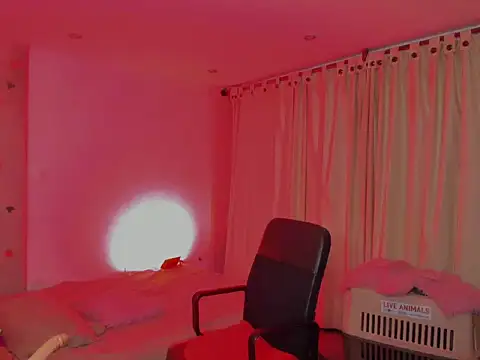 LaGoldenBitch online show from 27, 6, 2026