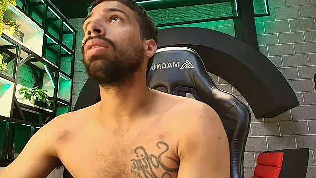 MyStrongSubmissive online show from 25, 11, 2025