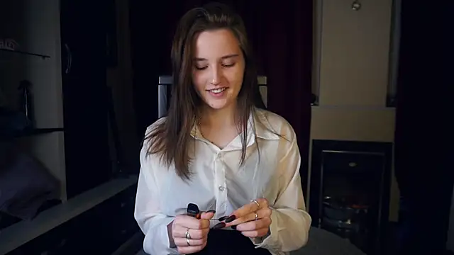 IsaParadiso online show from 2, 12, 2025