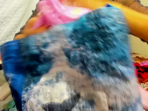 Snapshot of Tiff_Dirty69 chatting on 4, 12, 2025 Tiff Dirty69 online show from 4, 12, 2025