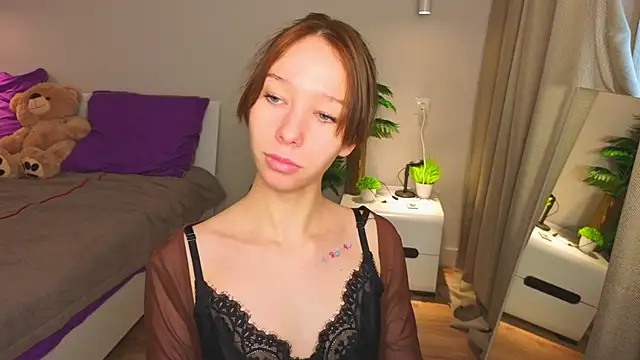 LilyPoetry  online show from 22, 12, 2025