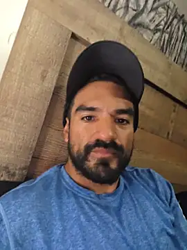 piggylatino online show from 15, 4, 2026