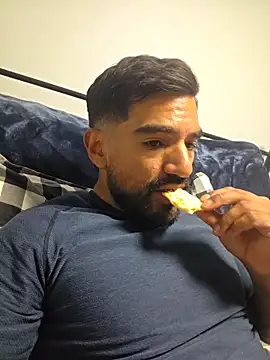 piggylatino online show from 11, 5, 2026