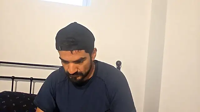 piggylatino online show from 12, 6, 2026