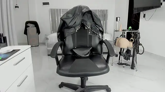 master leather online show from 27, 5, 2026
