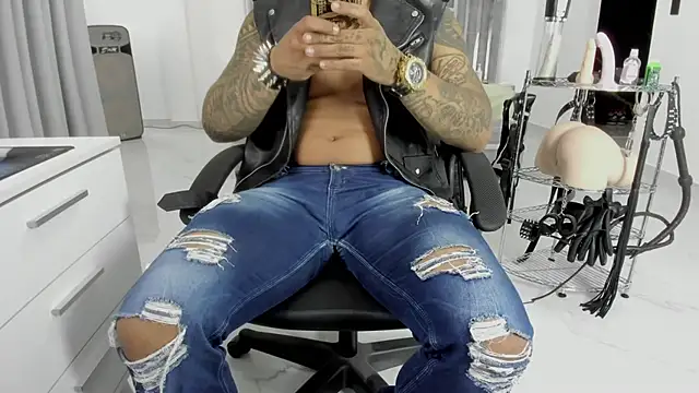 master leather online show from 19, 5, 2026