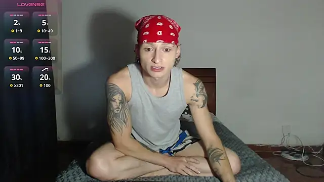 ArthurPhoenixx online show from 13, 11, 2025