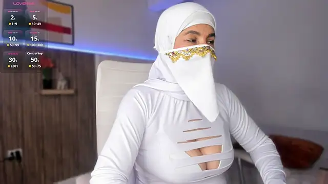 Hannaa Dolly online show from 30, 11, 2025