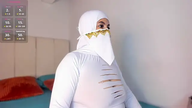 Hannaa Dolly online show from 13, 11, 2025