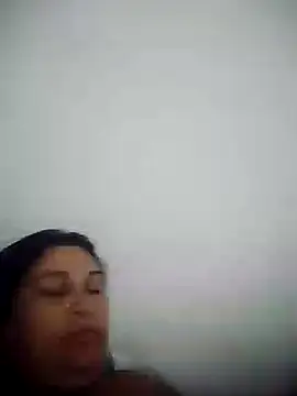 Yuleinnyaguelles online show from 14, 11, 2025