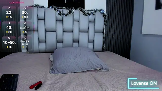 May-Clanfort online show from 14, 12, 2025