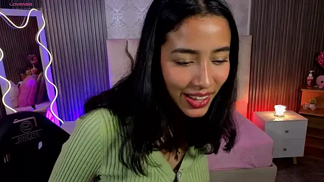 Joselyn tay online show from 26, 4, 2026