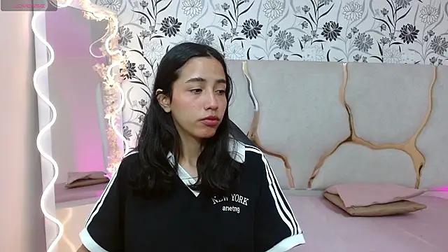 Joselyn tay online show from 12, 3, 2026