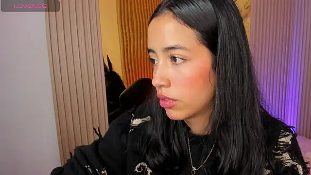 Snapshot of Joselyn_tay chatting on 11, 6, 2026 Joselyn tay online show from 11, 6, 2026