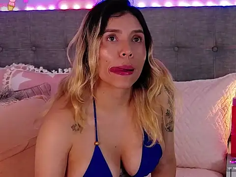 Antonella Lee online show from 15, 11, 2025