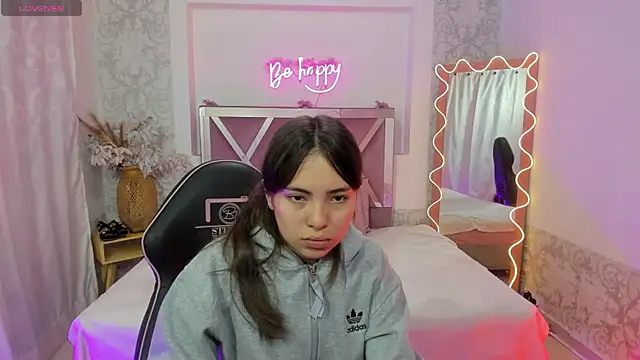 ISABELA TAY online show from 12, 1, 2026