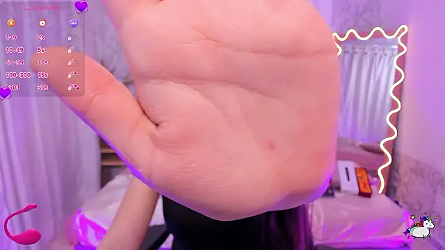 ISABELA TAY online show from 5, 3, 2026