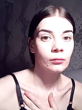 Snapshot of JhonSHelBy7LuNa chatting on 8, 1, 2026 JhonSHelBy7LuNa online show from 8, 1, 2026